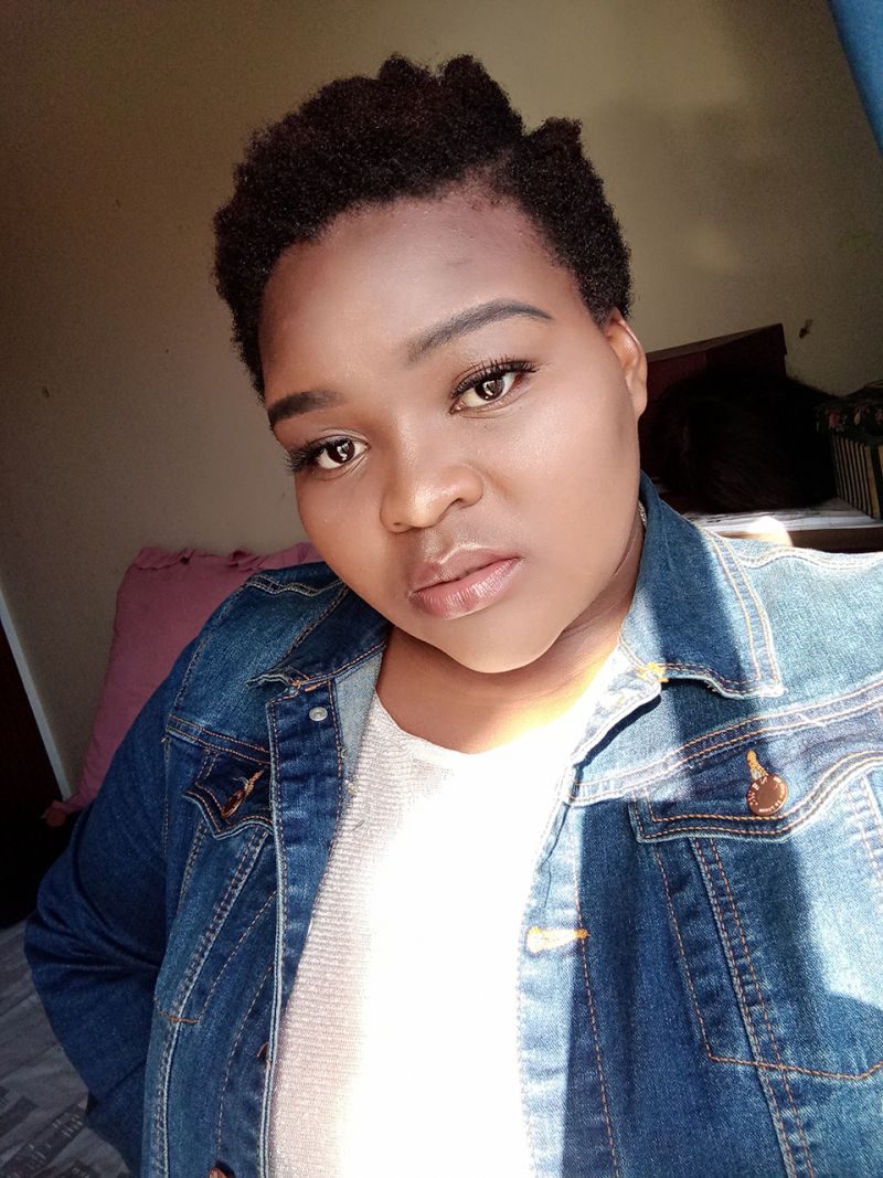 QueenB