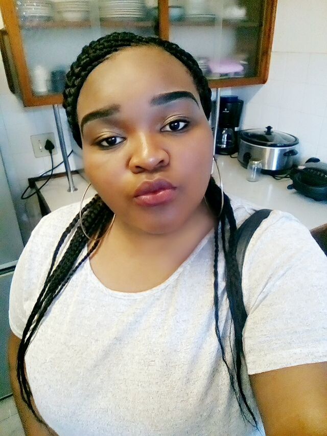 QueenB