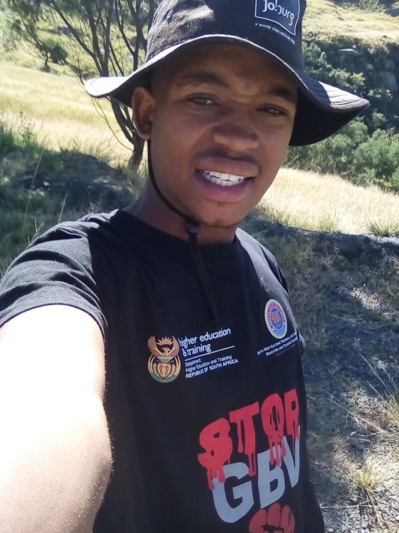 Xolani775