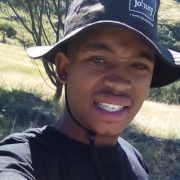 Xolani775